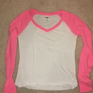 VS PINK V-neck long sleeve baseball tee